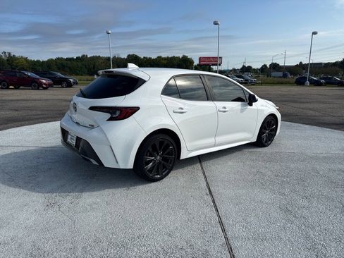 Used 2023 Toyota Corolla XSE image 4