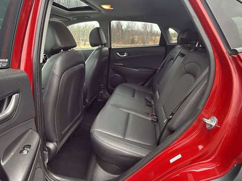 Used 2022 Hyundai Kona Limited image 22