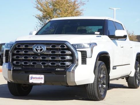 Used 2025 Toyota Tundra Platinum image 3