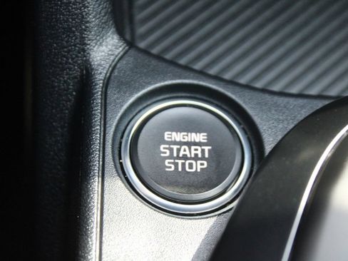 Used 2025 Kia K4 FWD image 32