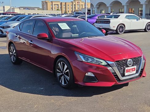 Used 2022 Nissan Altima 2.5 SV image 5