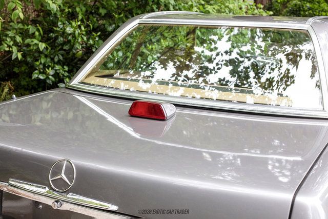 Used 1987 Mercedes-Benz 560 SL image 64