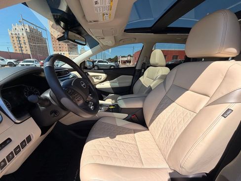 Certified 2023 Nissan Murano Platinum w/ Cargo Package AWD/4WD image 13