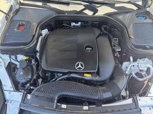 Used 2022 Mercedes-Benz GLC 300 4MATIC image 31