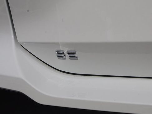 New 2026 Volkswagen Tiguan SE AWD/4WD image 9