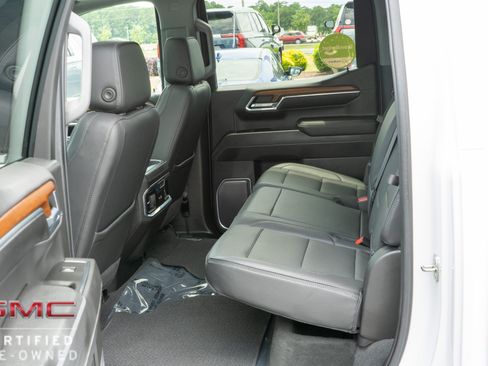 Used 2023 GMC Sierra 1500 Denali w/ Denali Reserve Package AWD/4WD image 30