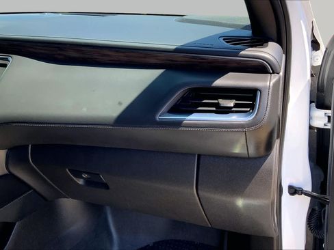 Used 2021 Chevrolet Tahoe Z71 AWD/4WD image 19