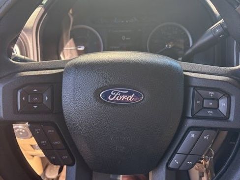 Used 2019 Ford F250 XLT w/ XLT Premium Package image 17