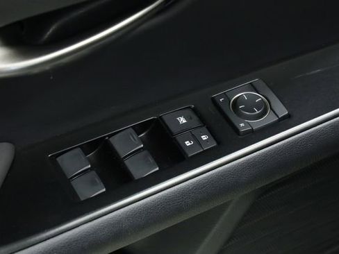 Used 2021 Lexus UX 200 w/ Accessory Package (Z2) image 30