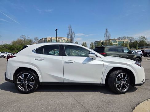Certified 2025 Lexus UX 300h AWD w/ Accessory Package (Z2) image 31