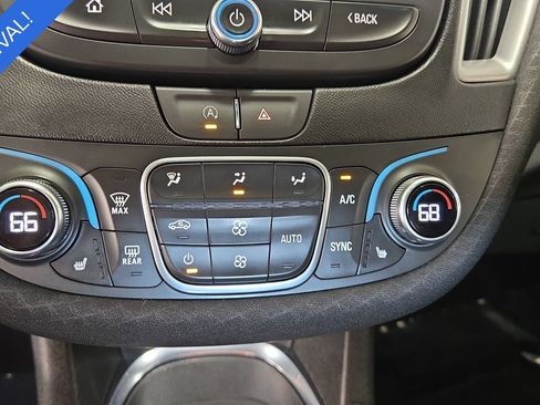 Used 2024 Chevrolet Malibu LT FWD image 16