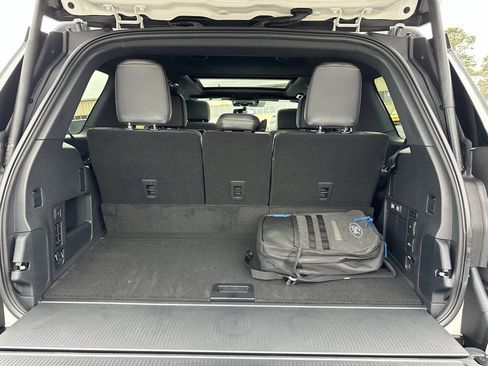 New 2025 Ford Expedition Tremor image 40