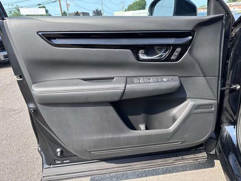 Used 2024 Honda CR-V EX-L image 8