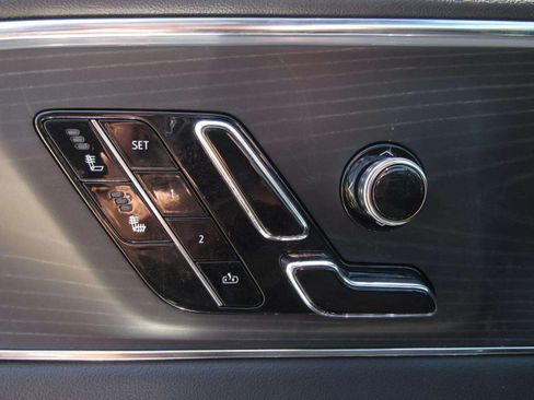 Used 2024 Cadillac Lyriq Sport RWD image 21