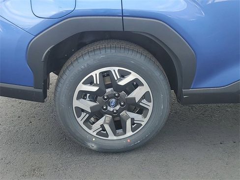 New 2026 Subaru Forester Premium image 5