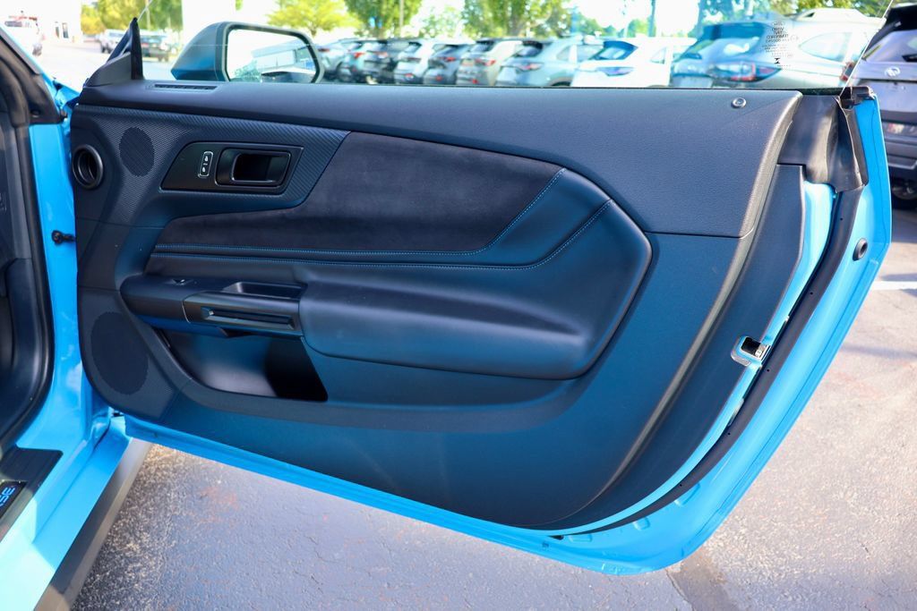 Used 2024 Ford Mustang Dark Horse RWD image 16