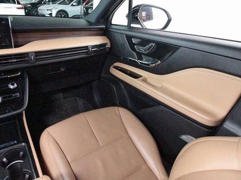 Used 2022 Lincoln Corsair Reserve w/ Equipment Group 201A image 7