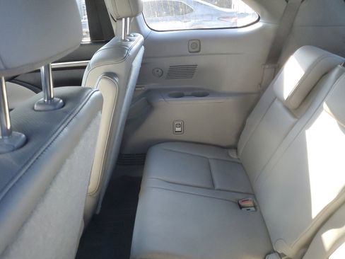 Used 2016 Toyota Highlander Limited image 9