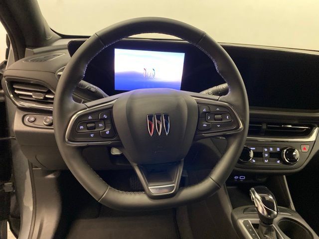 Used 2024 Buick Envista Preferred w/ Convenience I Package FWD image 8