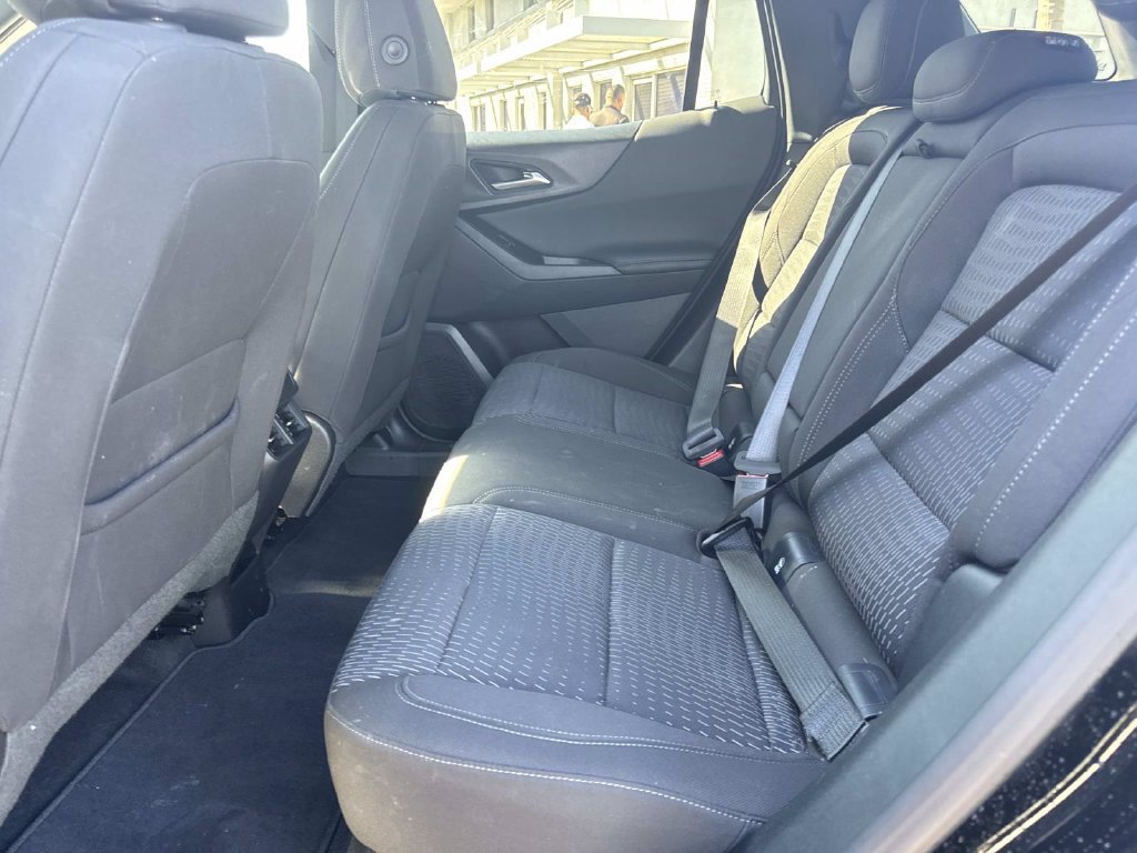 Used 2026 Chevrolet Equinox LT w/ Safety and Technology Package FWD image 10