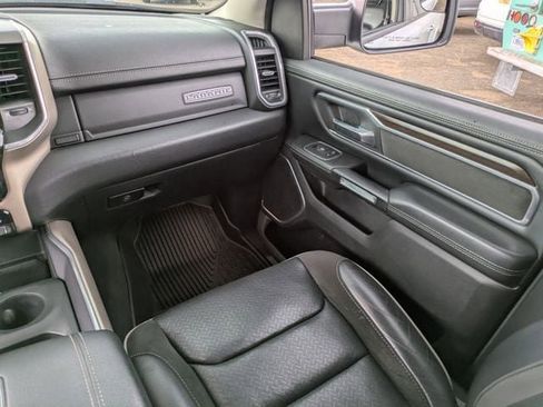 Used 2022 RAM 1500 Laramie AWD/4WD image 17