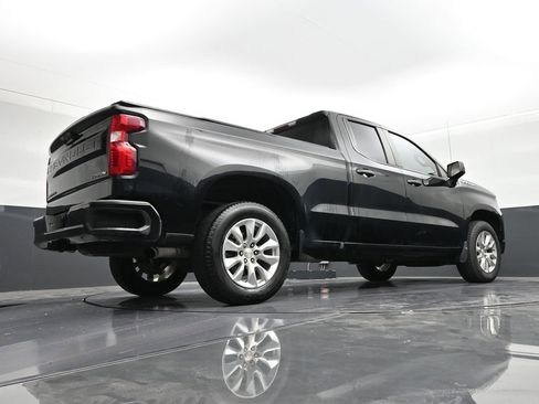 Used 2023 Chevrolet Silverado 1500 Custom image 24