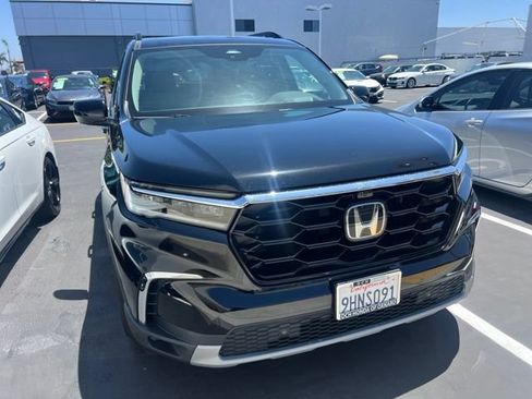 Used 2023 Honda Pilot Elite image 16