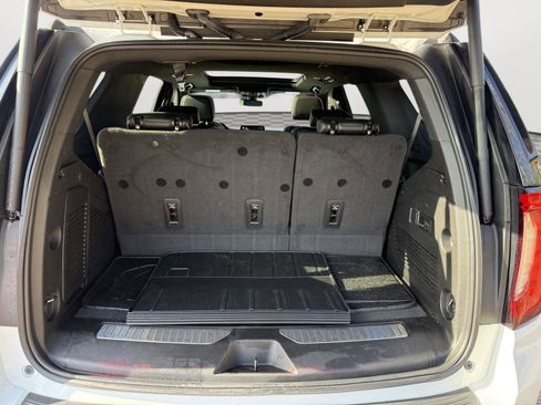 Used 2022 GMC Yukon AT4 w/ Max Trailering Package image 25