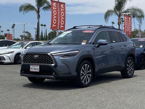 Certified 2024 Toyota Corolla Cross XLE w/ Convenience Package FWD image 38