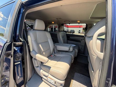 Used 2015 Honda Odyssey EX-L image 12