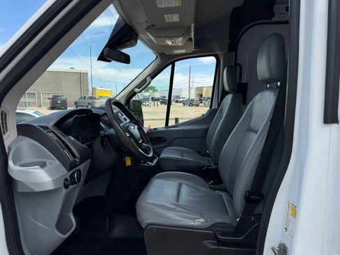 Used 2019 Ford Transit 250 148 Medium Roof RWD image 16