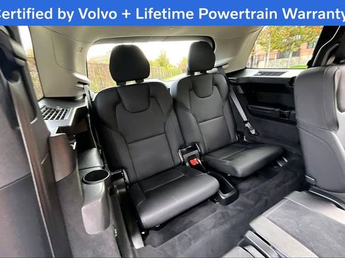 Certified 2025 Volvo XC90 B6 Plus image 36