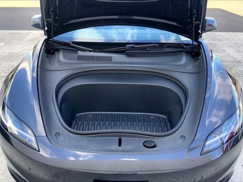 Used 2025 Tesla Model 3 Long Range RWD image 9