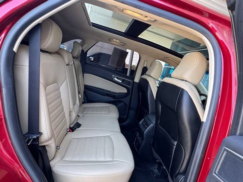 Used 2020 Ford Edge SEL w/ Cold Weather Package AWD/4WD image 31