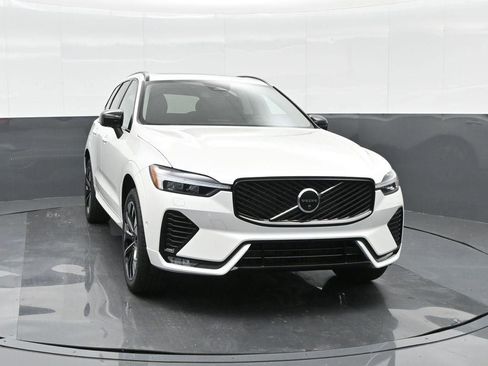 New 2026 Volvo XC60 B5 Plus w/ Protection Package Premier image 2