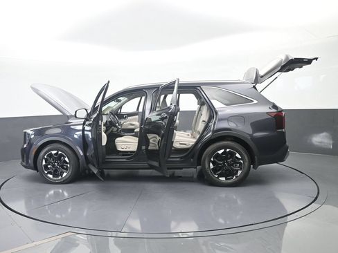 Used 2025 Kia Sorento S w/ Panoramic Sunroof Package FWD image 75
