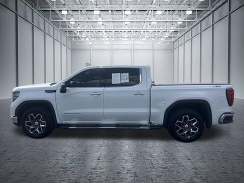 Used 2024 GMC Sierra 1500 SLT w/ SLT Premium Plus Package AWD/4WD image 2