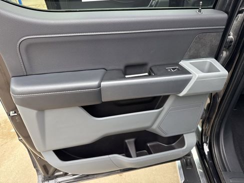 Used 2024 Ford F150 XLT image 9