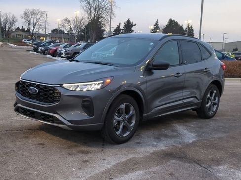 Certified 2023 Ford Escape ST-Line w/ Tech Pack #1 image 4