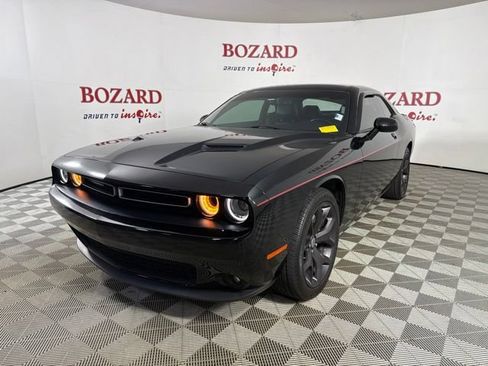 Used 2018 Dodge Challenger SXT Plus RWD image 4