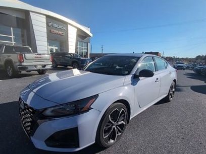 Used 2024 Nissan Altima 2.5 SR w/ SR Premium Package