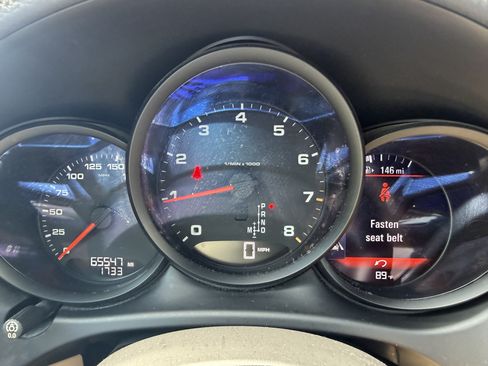 Used 2018 Porsche Macan AWD/4WD image 15