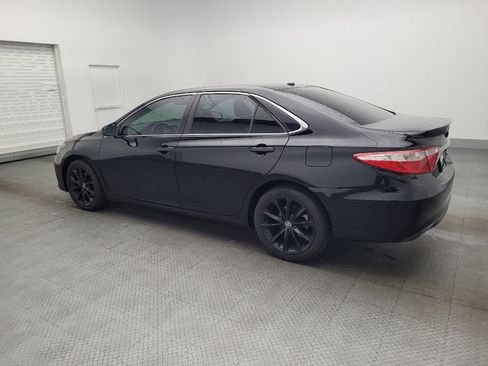 Used 2015 Toyota Camry XSE image 3