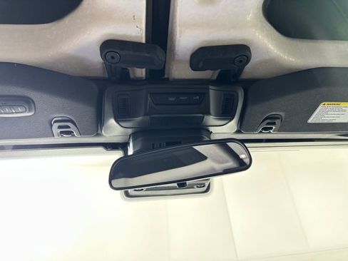 Used 2024 Jeep Wrangler Sport S image 24