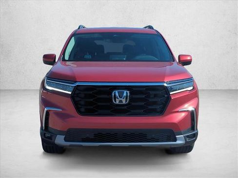 New 2025 Honda Pilot Touring image 7