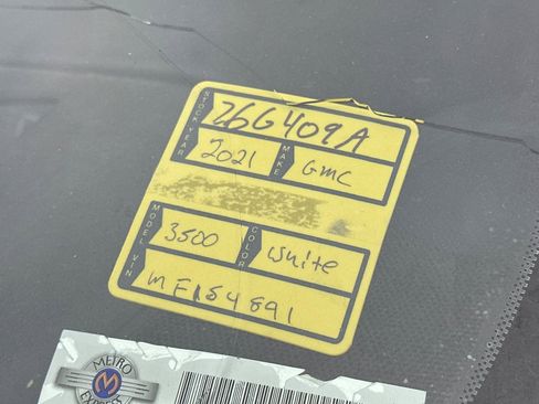 Used 2021 GMC Sierra 3500 Denali w/ Denali Ultimate Package image 8