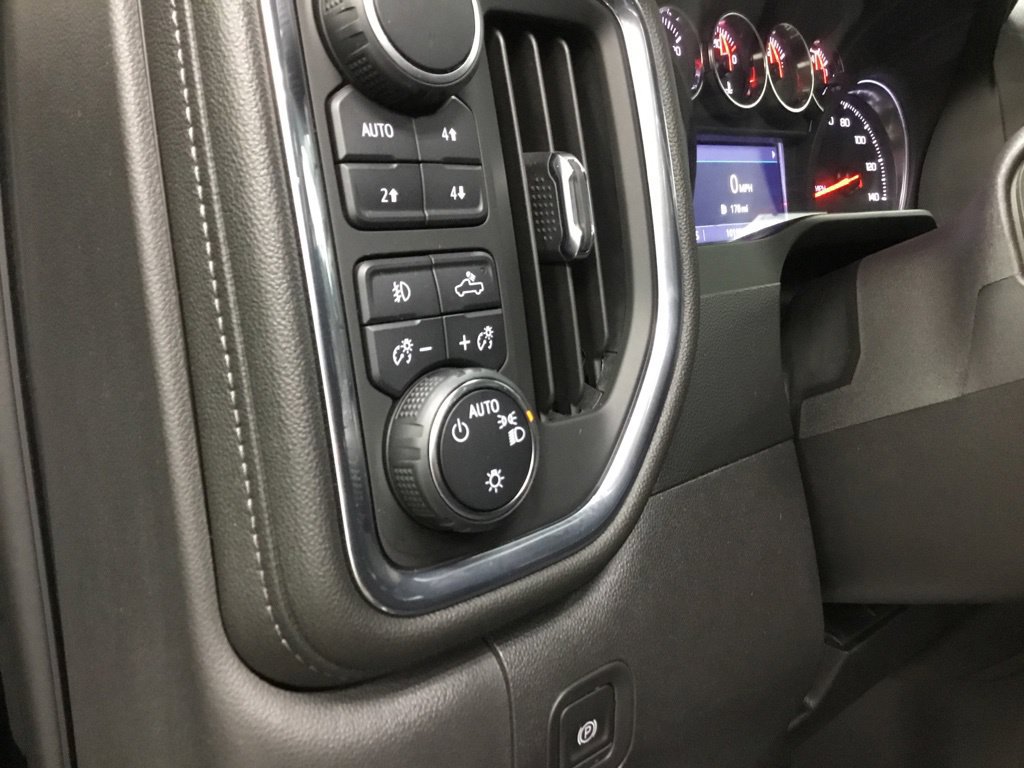Used 2021 Chevrolet Silverado 1500 RST AWD/4WD image 9
