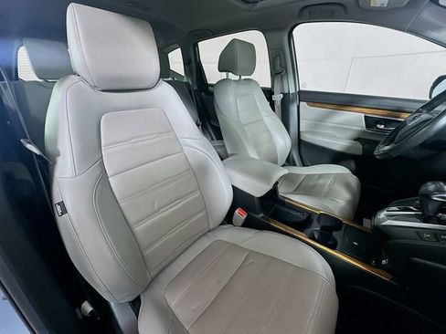 Used 2020 Honda CR-V Touring image 29
