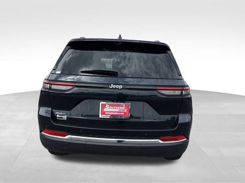 New 2024 Jeep Grand Cherokee Limited 4xe w/ Luxury Tech Group II image 4