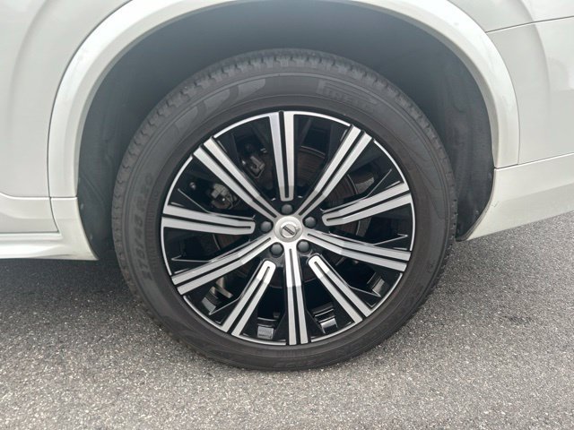 Certified 2025 Volvo XC90 B5 Core AWD/4WD image 9